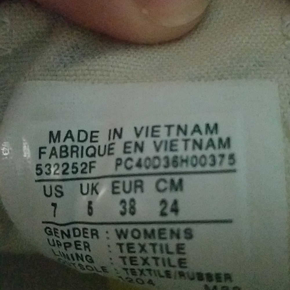 Converse - Picture 7 of 8